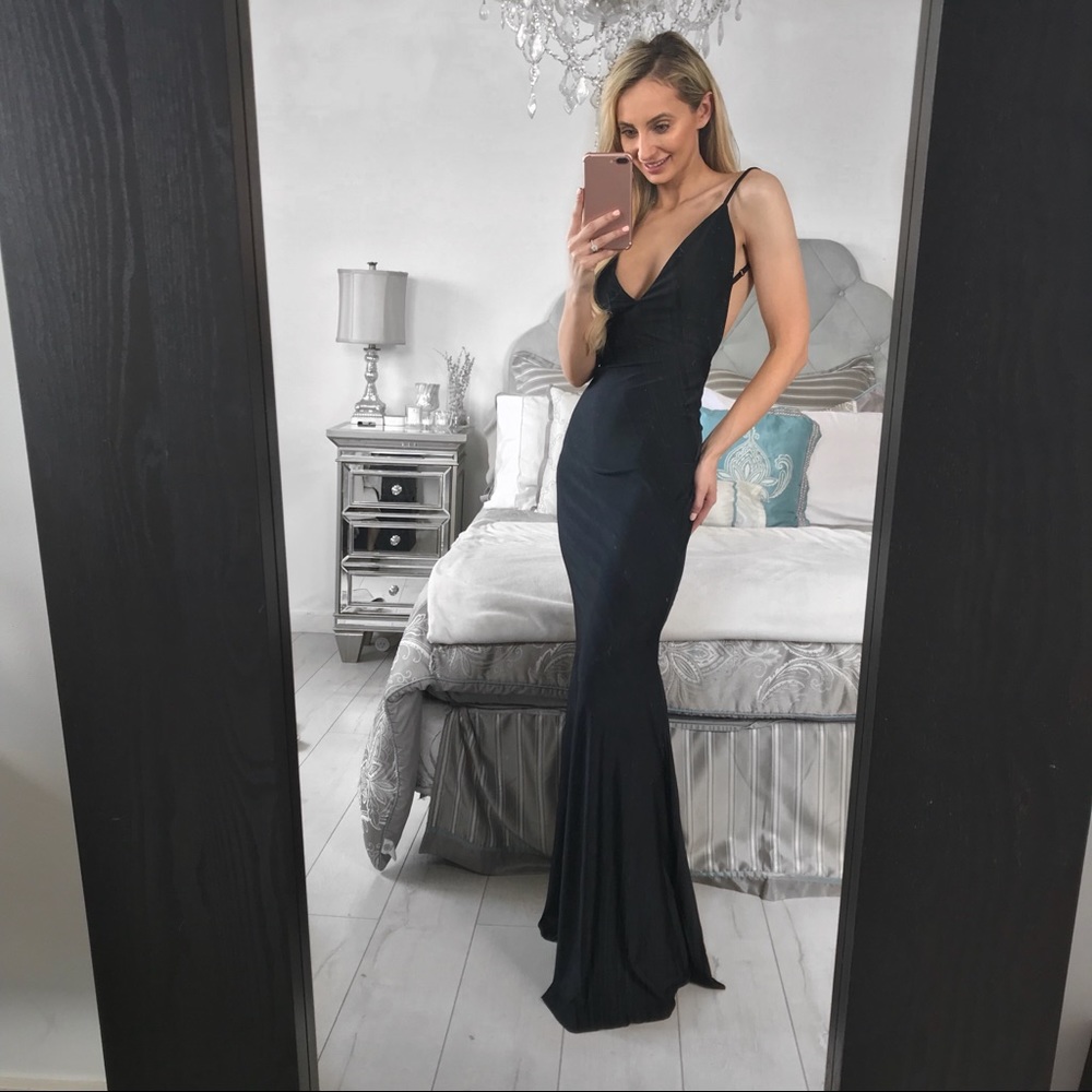 Black V-Neck Halter Maxi Bodycon Backless Dress